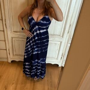 Beach By Exist Blue and White Plunge Sundress